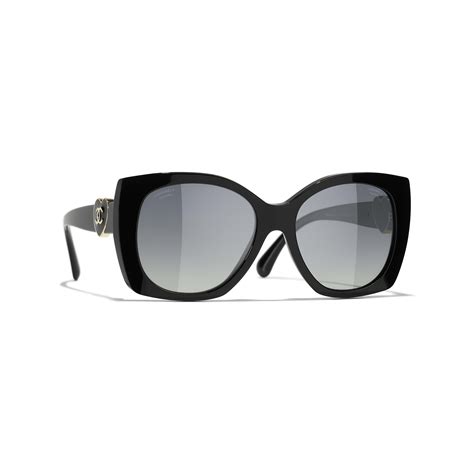 Square Sunglasses Acetate Black. Lenses: Gray 